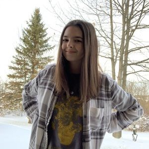 Meet your Posher, Hayley